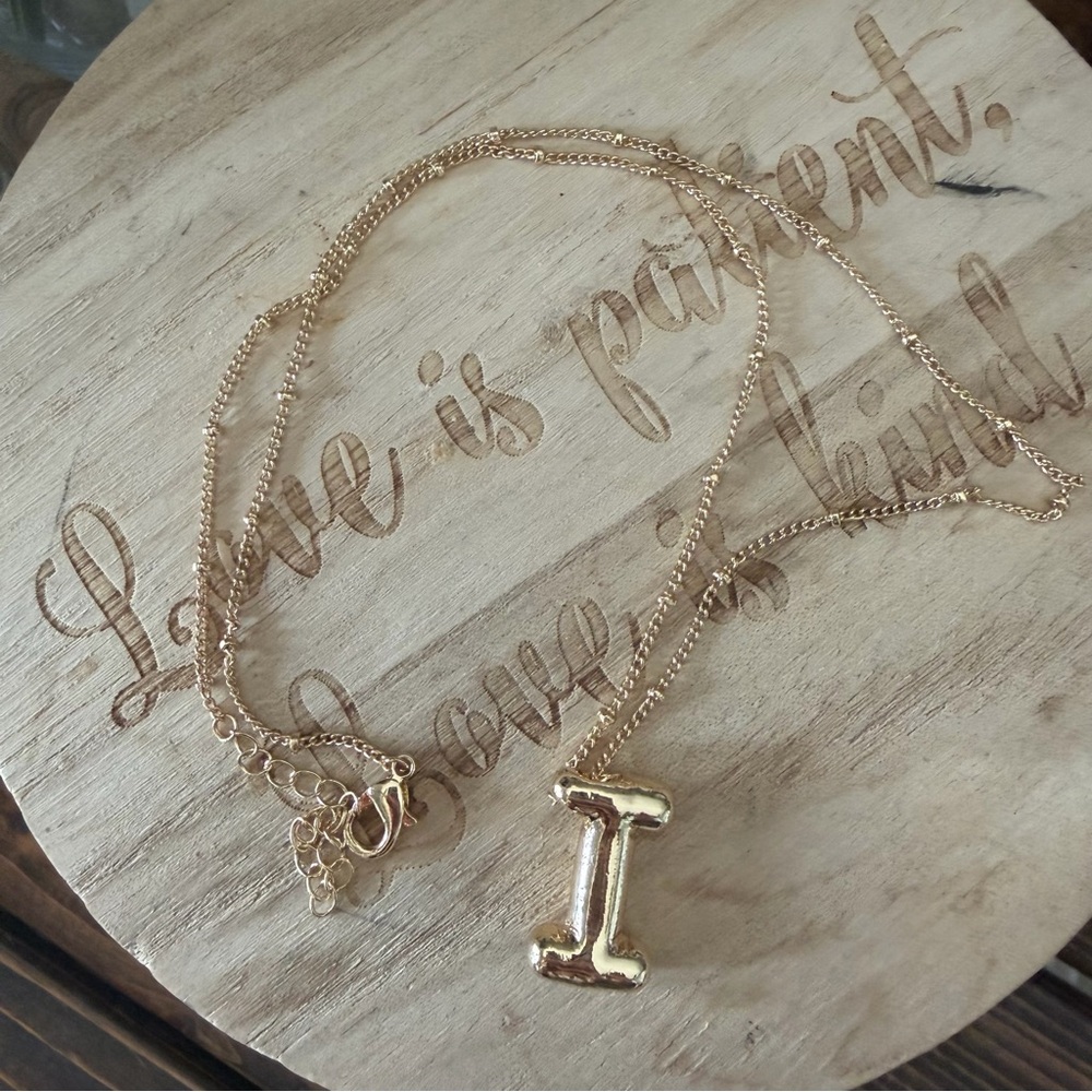 Gotoant Bubble Letter Initial “I”
Pendant Necklace NEW Gold Color